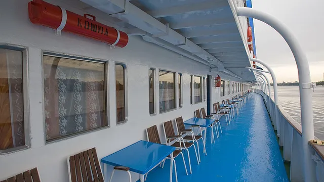 Бортовая веранда