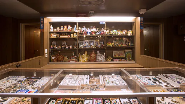 Сувенирный магазин