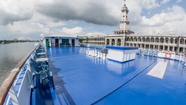 Солнечная палуба