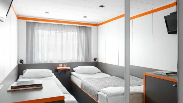 Двухместная одноярусная каюта