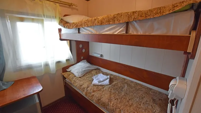 Двухместная двухъярусная каюта