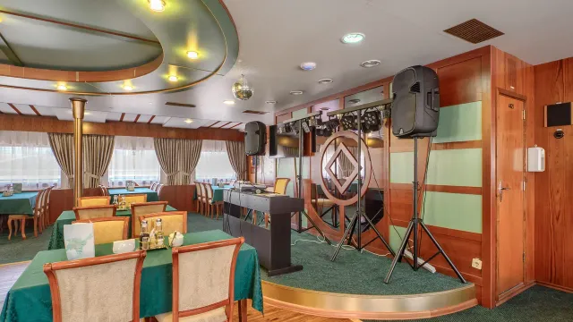 Ресторан "Нева"