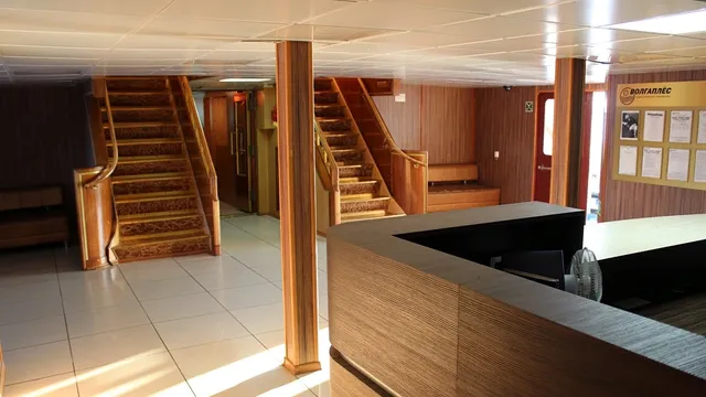 Холл у ресепшн