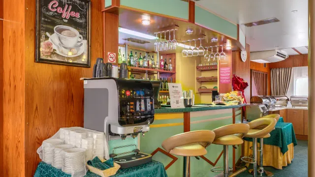 Ресторан "Нева"