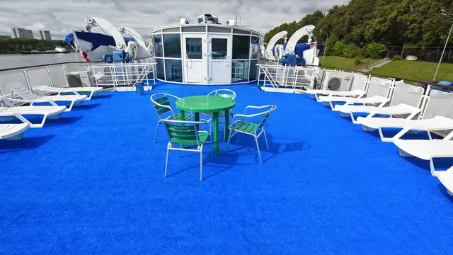 Солнечная палуба