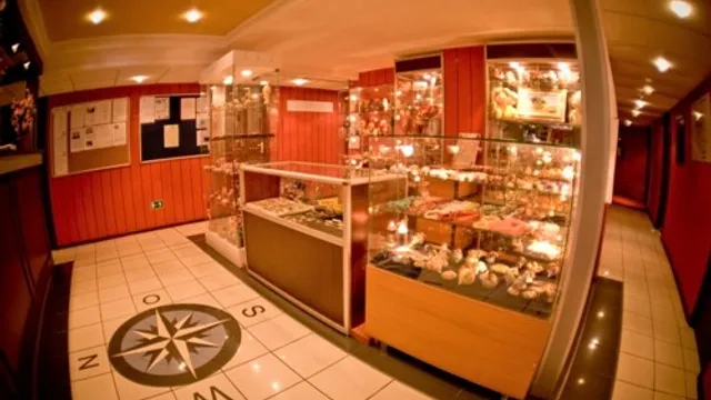 Сувенирный магазин