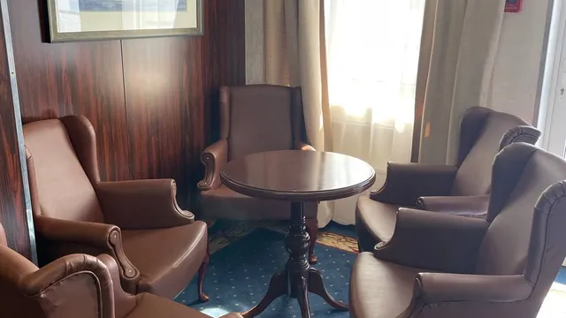 Кормовой вестибюль на шлюпочной палубе