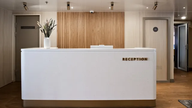 Ресепшн