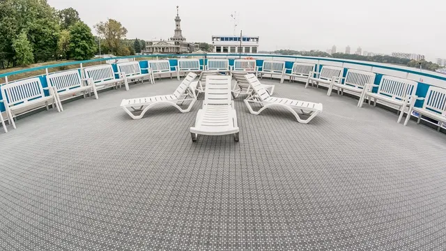 Солнечная палуба