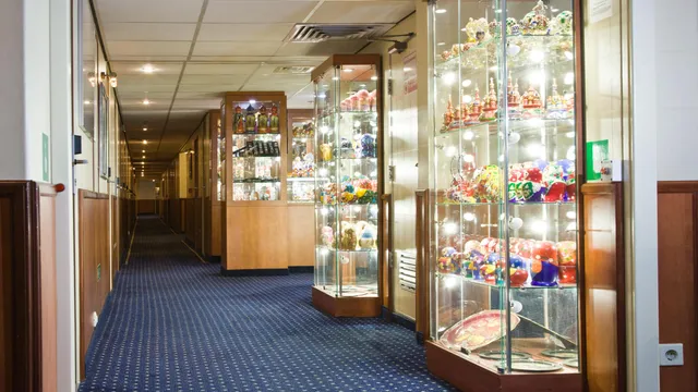 Сувенирный магазин