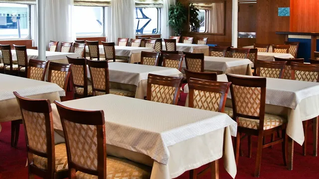 Бар-ресторан Нева