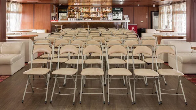 Конференц-зал / бар Ладога