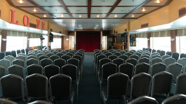 Конференц-зал