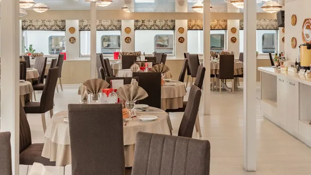 Ресторан Волга