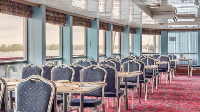 Ресторан "Волга"