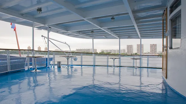 Бортовая веранда