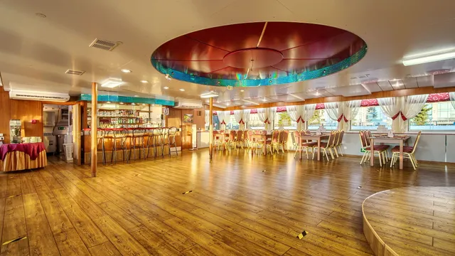 Бар-ресторан Нева